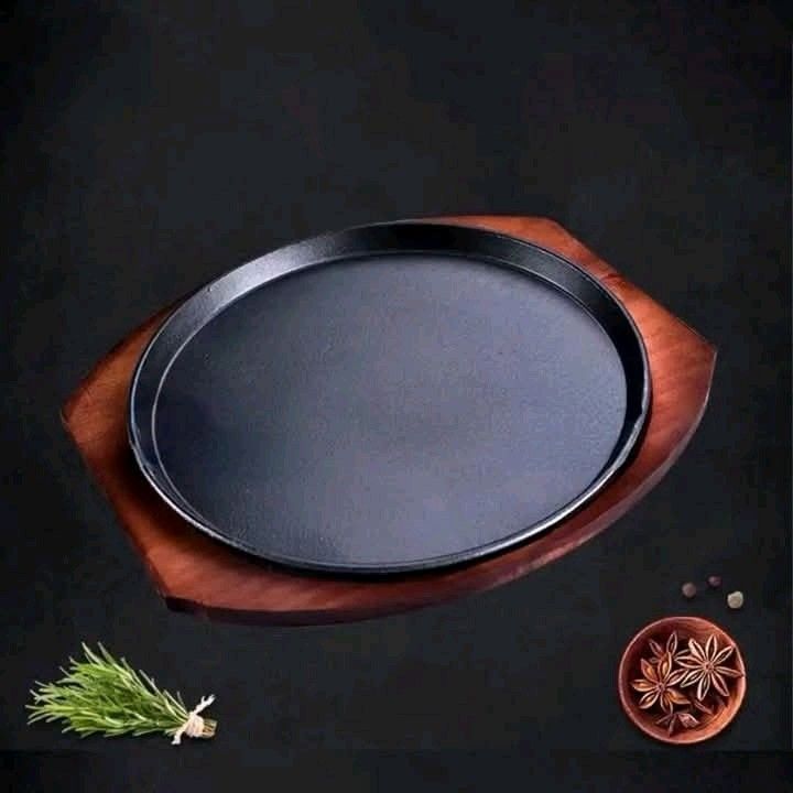 Sizzling plate (Category: Other Kitchenware & Tableware) located in Manila. Submitted by marilynabo789 (Listing ID 1366698064, Image 2). Description: .