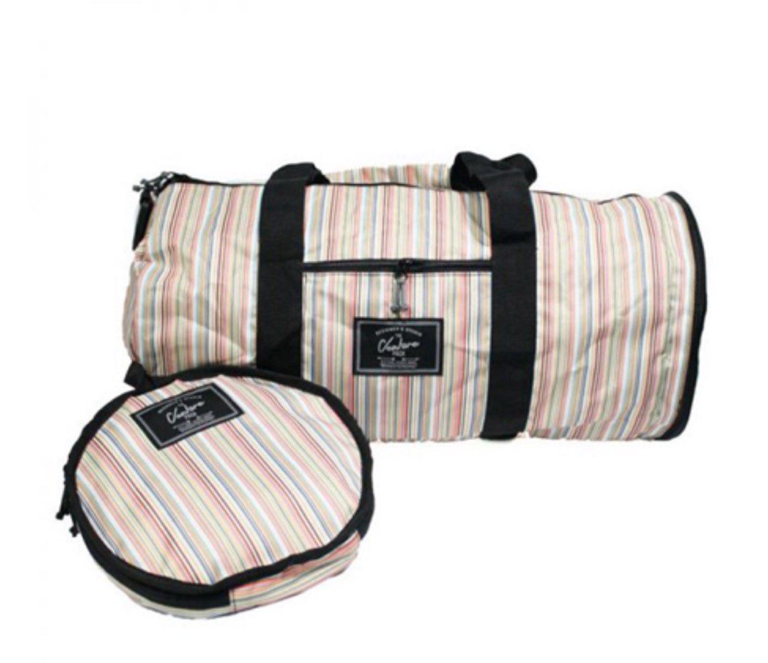 Sling bag Overnight duffle bag (Category: Carriers & Slings) located in Manila. Submitted by cluttering2020 (Listing ID 1366576760, Image 1). Description: length - 19” Width-11”.
