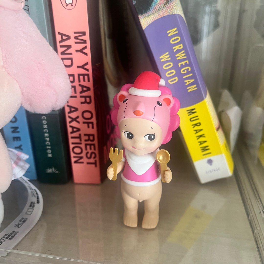Sonny Angel Christmas Dinner (Lion) (Category: Designer & Blind Box Toys) located in Mandaluyong City. Submitted by declutterlover (Listing ID 1366611663, Image 1). Description: .