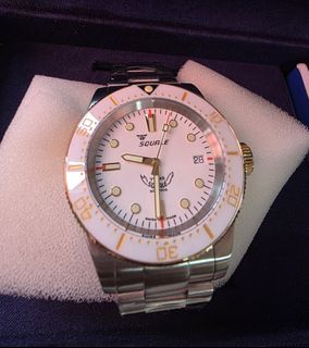 (Category: ) located in . Submitted by padrick (Listing ID 1366550693, Image 1). Description: .