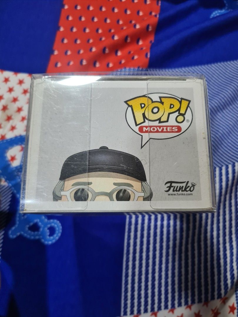 Stephen King as Shopkeeper (It Chapter 2) Funko Pop (Category: Figurines & Statues) located in Quezon City. Submitted by rcsebrndth (Listing ID 1366685310, Image 2). Description: - Bought from Filbar's in 2021 - Original price: 595 - With Boss protector - Without Boss protector: 280 - RFS: decluttering/ not a fan anymore - The delivery fee will be shouldered by the buyer - GCash payment only.