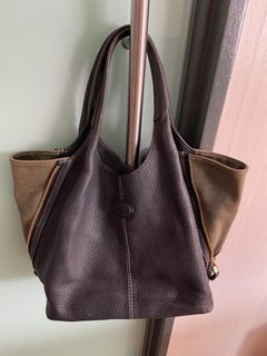 (Category: ) located in . Submitted by liyeong (Listing ID 1366568129, Image 1). Description: .