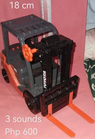 Toyota Forklift 18 cm (Category: Construction Tools & Equipment) located in Los Banos. Submitted by princessbotique (Listing ID 1366670311, Image 1). Description: Toyota Forklift Php 600 18 cm Working sounds Preloved As is See pix for details First come First Serve Please add shipping fee From Los Banos Laguna Meetups per arrangement MOP GCash first to pay basis No reservations No COD No checkout PM MY PAGE if interested Please Like and Follow.