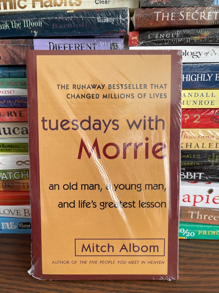 Tuesdays with Morrie by Mitch Albom Novel *reprint version, Hobbies ...
