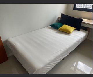 (Category: ) located in . Submitted by teratelier (Listing ID 1366643748, Image 1). Description: .