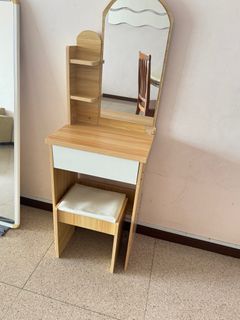 (Category: ) located in . Submitted by arcihern (Listing ID 1366564365, Image 1). Description: .