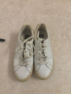 (Category: ) located in . Submitted by lesliesg (Listing ID 1366664560, Image 1). Description: .