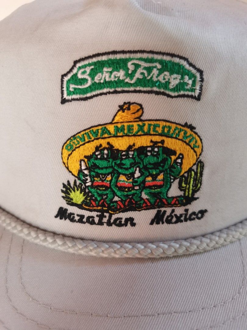 Vintage Mazatlan Mexico Youngan Cap (Category: Caps & Hats) located in La Trinidad. Submitted by randoruthrifts (Listing ID 1366584750, Image 2). Description: Vintage Mazatlan Mexico Youngan Cap Gray Youngan snap No issue on snap Slight deform brim kindly check last photo.