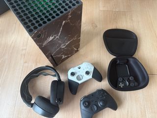 （分類：）位於 。 由 grayb 提交（商品編號 1366627781，圖片 1）。簡介： 。