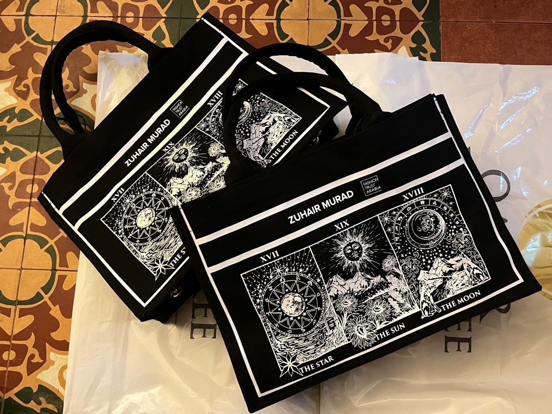 Zuhair Murad mini medium arab tote bag black (Category: Tote Bags) located in Manila. Submitted by milo08 (Listing ID 1366711218, Image 1). Description: Brand new 2 pcs only Mini size Travel tote bag.