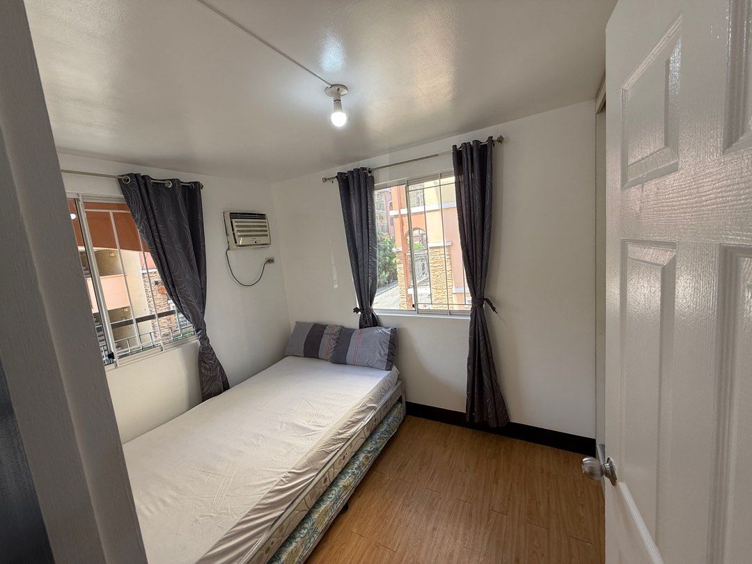 1 Bedroom with Balcony Pet Friendly (Category: Apartments & Condos) located in Manila. Submitted by jeesario32578 (Listing ID 1368307201, Image 2). Description: FOR RENT: 1-BR Unit with Balcony at Arezzo Place Pasig The unit is ideally located at the 2nd floor of building 14. Facing the amenities so you have a great view from the bedroom window and the balcony. 1-min walk from the Laundry Shop, Bakery, Convenience Store, Swimming Pool and Club Ho