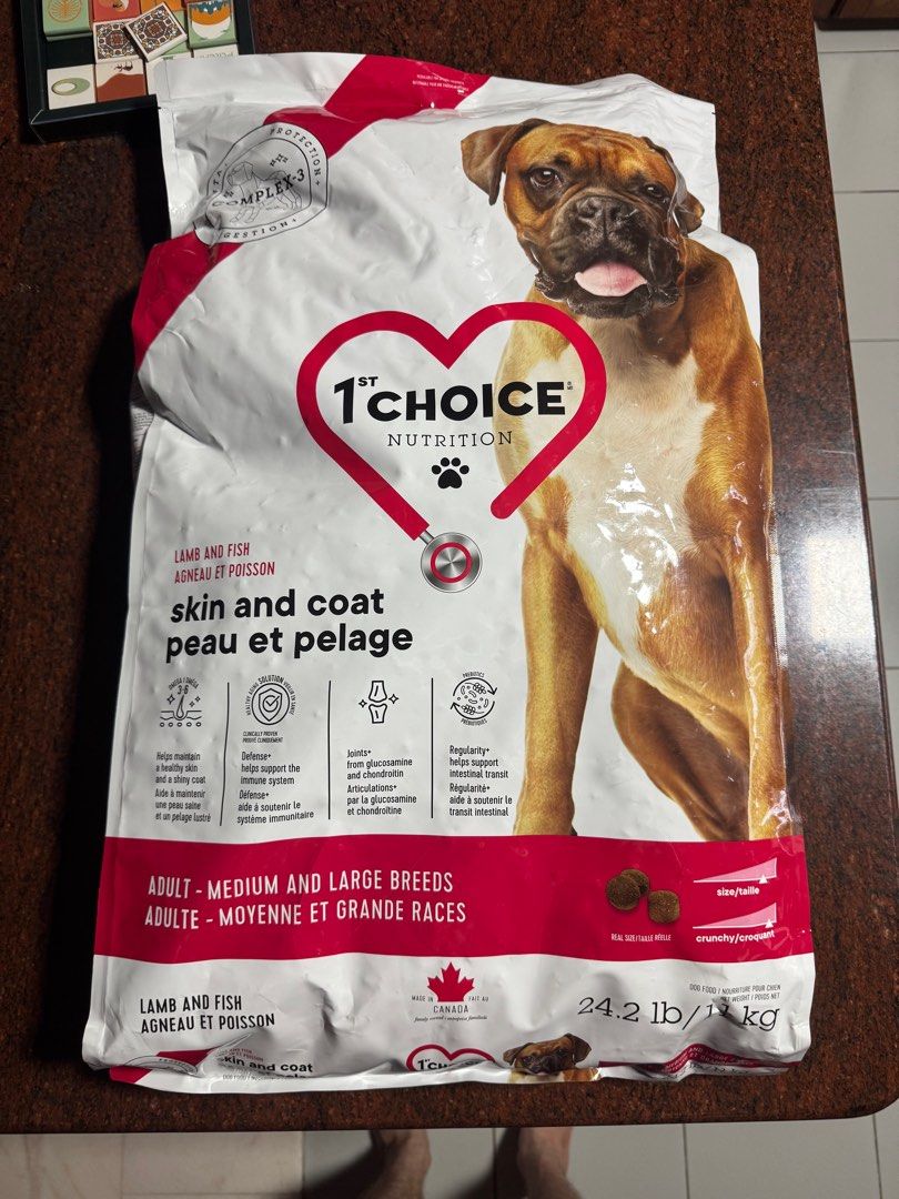 1ST CHOICE DOG ADULT LAMB AND FISH (MEDIUM AND LARGE BREEDS) SKIN AND COAT 11kg (Category: Pet Food) located in Singapore. Submitted by pommaquire (Listing ID 1368297429, Image 1). Description: Expiry 9.Oct’25 Pickup at 520940.