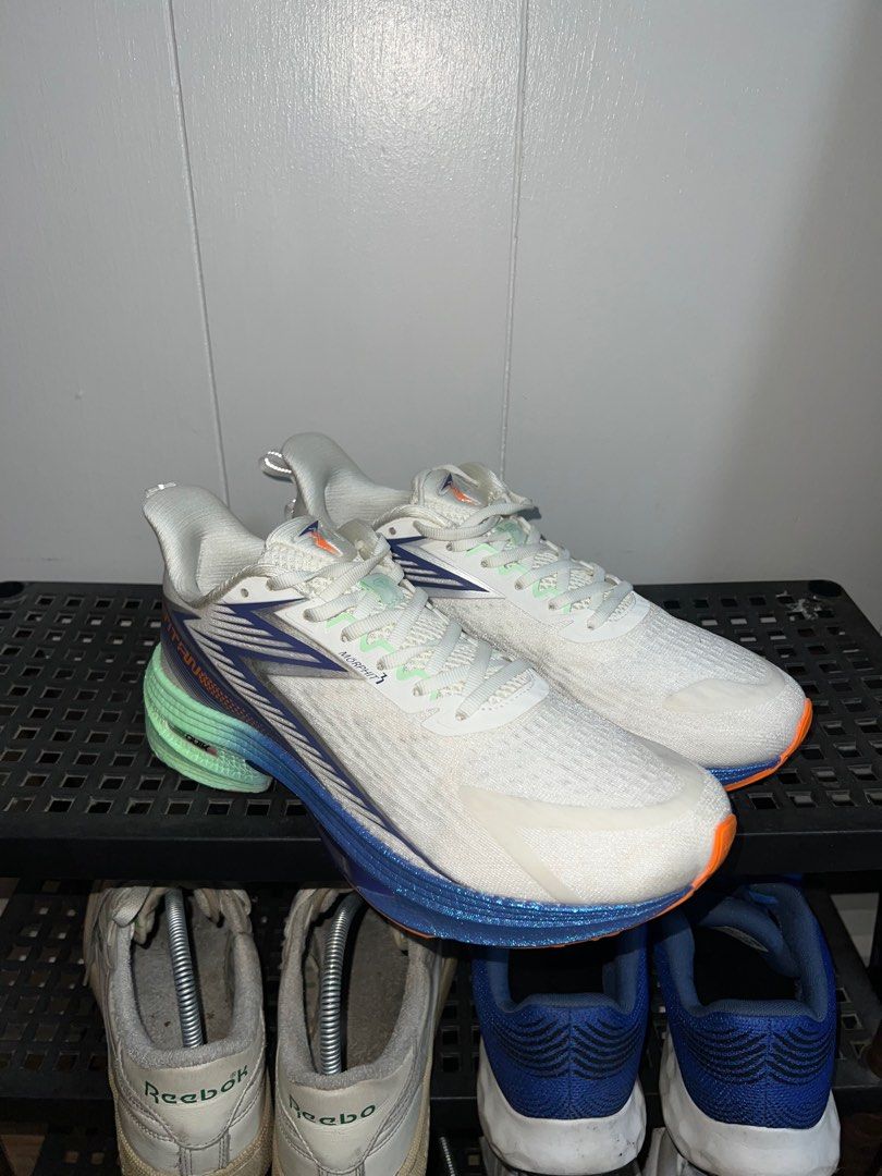 361 Degrees Running Shoes - Titan Pro (Category: Sneakers) located in Las Pinas. Submitted by ffinds (Listing ID 1368351623, Image 1). Description: 361 deg running shoes - titan pro Size 9 Comfy daily/easy run Used 3x only around 12km. Feels like new No box ❌SRP: 6,000 in mall ✅Selling for: 2,300 only RFS: bought evo sl.