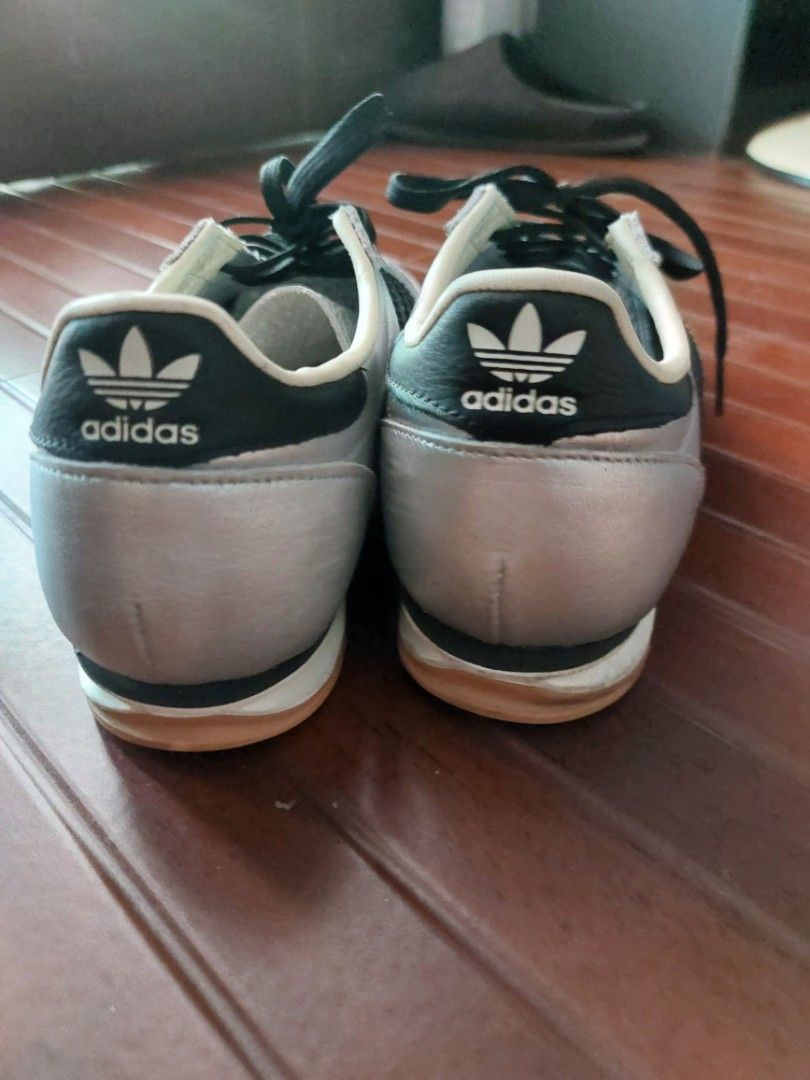 Adidas SL 72 OG Shoes (Category: Sneakers) located in Makati City. Submitted by drawerph (Listing ID 1368269545, Image 3). Description: Silver Metallic/ Core Black / Off White 5 UK .