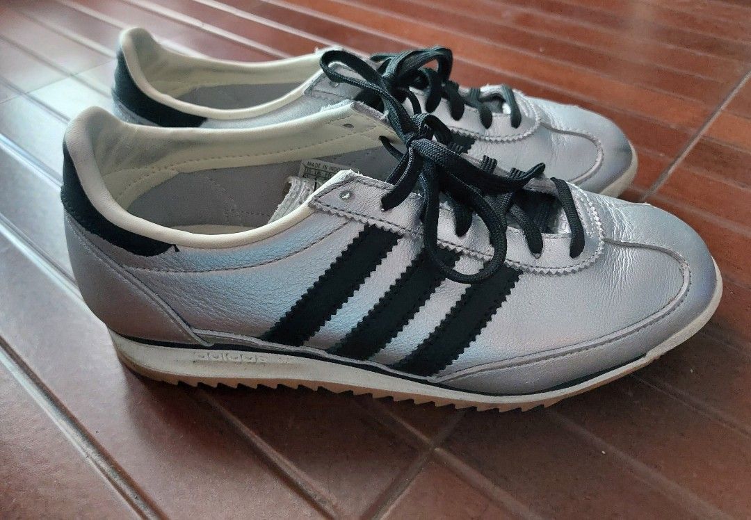 Adidas SL 72 OG Shoes (Category: Sneakers) located in Makati City. Submitted by drawerph (Listing ID 1368269545, Image 1). Description: Silver Metallic/ Core Black / Off White 5 UK .