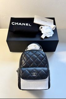 (Category: ) located in . Submitted by breakmyfashion (Listing ID 1368353197, Image 1). Description: .