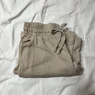 （分類：）位於 。 由 helloitsmehahaha 提交（商品編號 1368360855，圖片 1）。簡介： 。