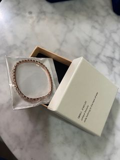 （分類：）位於 。 由 nunucn 提交（商品編號 1368251335，圖片 1）。簡介： 。