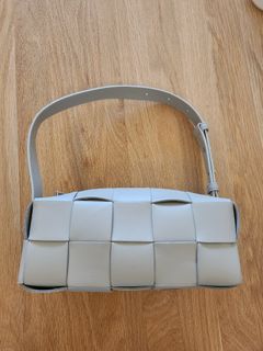 （分類：）位於 。 由 jm105 提交（商品編號 1368221496，圖片 1）。簡介： 。