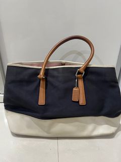 (Kategori: ) berada di . Dikirim oleh monicapas33473 (ID iklan 1368310359, Gambar 1). Deskripsi: .
