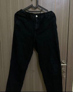 (Kategori: ) berada di . Dikirim oleh declutterrs (ID iklan 1368262681, Gambar 1). Deskripsi: .