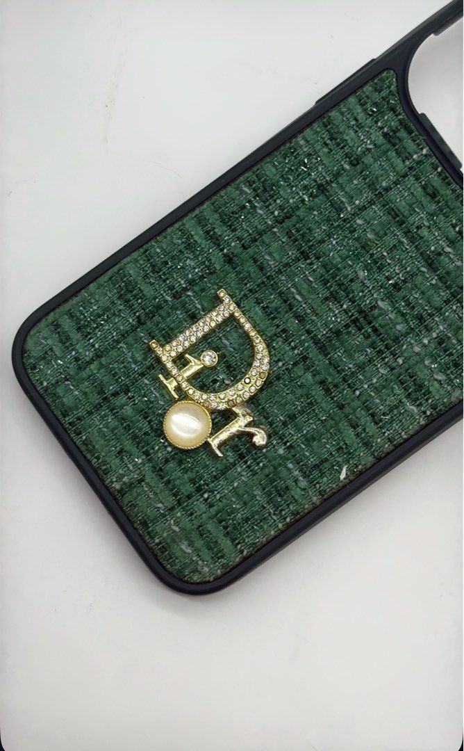 Dior Pearls stone Case (LP) (Category: Cases & Sleeves) located in Manila. Submitted by dreamshineshop (Listing ID 1368372445, Image 2). Description: 𝐃𝐈𝐎𝐑 𝐂𝐀𝐒𝐄 (𝙋𝙚𝙖𝙧𝙡𝙨& 𝙨𝙩𝙤𝙣𝙚 𝙨𝙩𝙮𝙡𝙚) ✅Soft material case ✅Premium & High quality ✅14pro max fit 🛵Lalamove & grab 🛵We ship nationwide Jnt and Lbc.