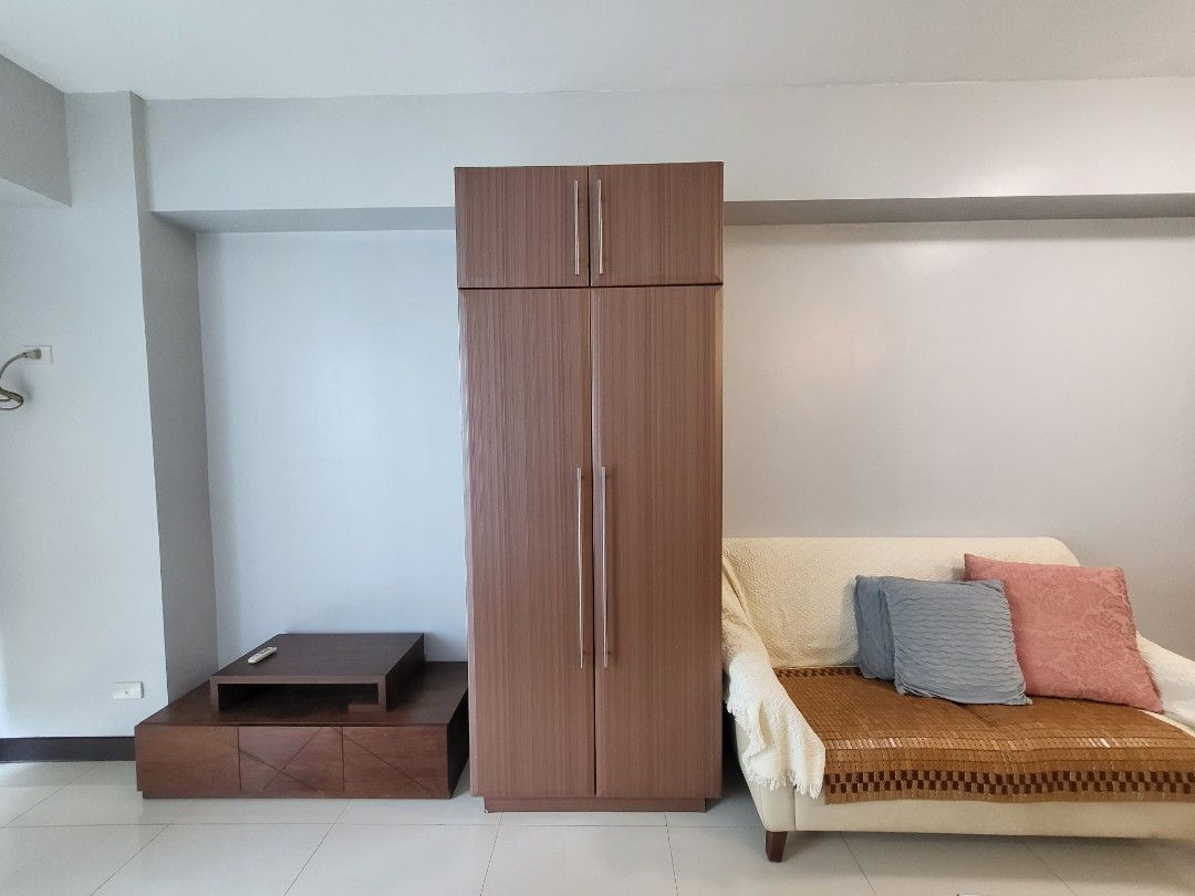 Greenbelt Madison Makati Studio Condominium 36sqm (Category: Apartments & Condos) located in Pasig City. Submitted by atan_80 (Listing ID 1368287228, Image 2). Description: For Rent: Greenbelt Madison Condominium Large Studio Unit - 36.6sqm Fully Furnished - queen-sized bed - aircon - dining set - sofa set - electric stove and range hood - water heater - front load washer and dryer - refrigerator Location is close Makati Medical City, Greenbelt a