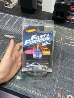 (Category: ) located in . Submitted by iputtorettodiecast (Listing ID 1368344526, Image 1). Description: .