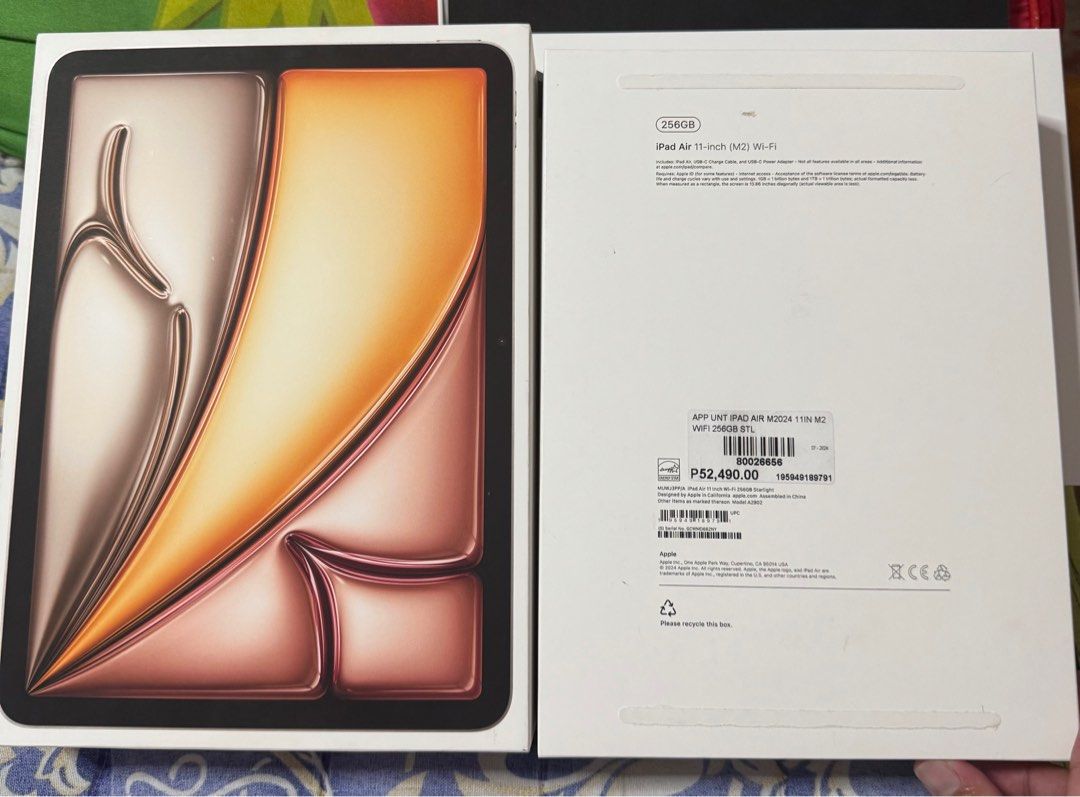 Ipad Air M2 Starlight 256gb 11” & Smart Keyboard Folio (Category: iPad) located in Cavite. Submitted by thineramos (Listing ID 1368215180, Image 2). Description: Selling my Ipad Air M2 11” 256gb Starlight and Ipad Smart Keyboard Folio. Ipad already has quality screen protector. Bought last July2024. Selling for 47,000 Original Price: Ipad Air - 52,490 Keyboard - 10,490.