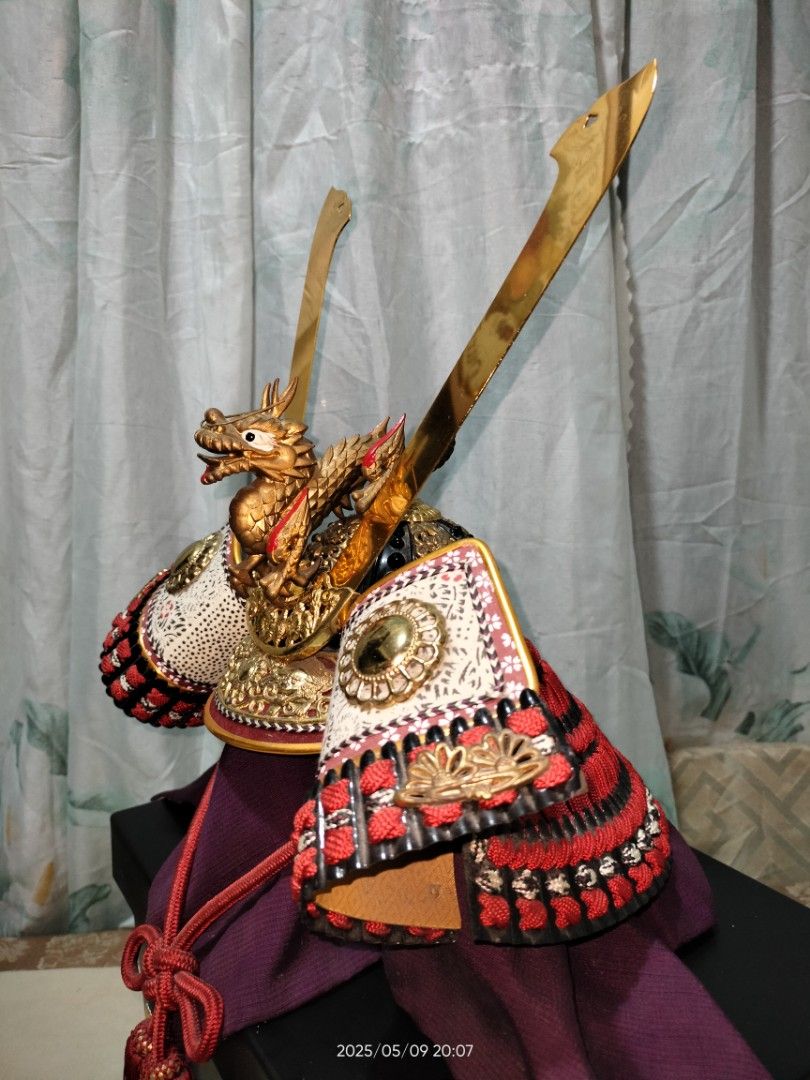 japanese kabuto display (Category: Figurines & Statues) located in Caloocan City. Submitted by m.hobby (Listing ID 1368225419, Image 3). Description: japanese kabuto display * samurai helmet display * for display only * helmet size approx. ( 12.5x12.5x9 inches ) HxLxW * over all height approx. 21.5 inches * box size ( 12.5x9x8.5 inches ) LxWxH * check pictures for item details location: bagbaguin caloocan city mop: gcash price: 700 + sf.