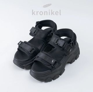 (Kategori: ) berada di . Dikirim oleh rm.clothes (ID iklan 1368336184, Gambar 1). Deskripsi: .