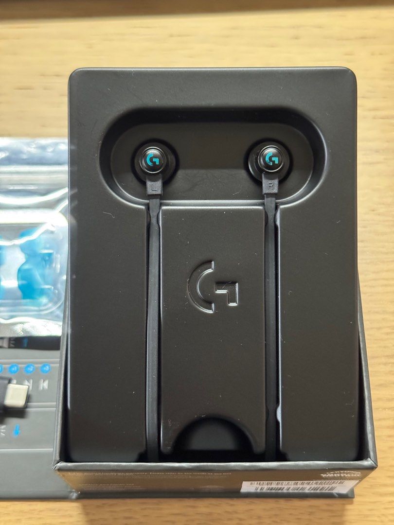 Logitech G333 gaming earbuds (used once) (Category: Earphones) located in Singapore. Submitted by cascabel (Listing ID 1368240986, Image 2). Description: Only used once. Didn’t like it because it is wired. No low baller!.
