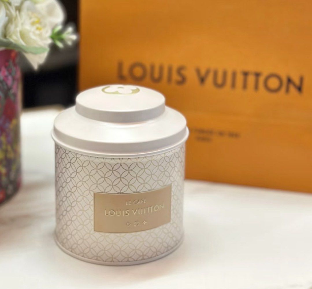 LV Cafe] Louis Vuitton The Place - LV White Tea / Coffee Gift Set