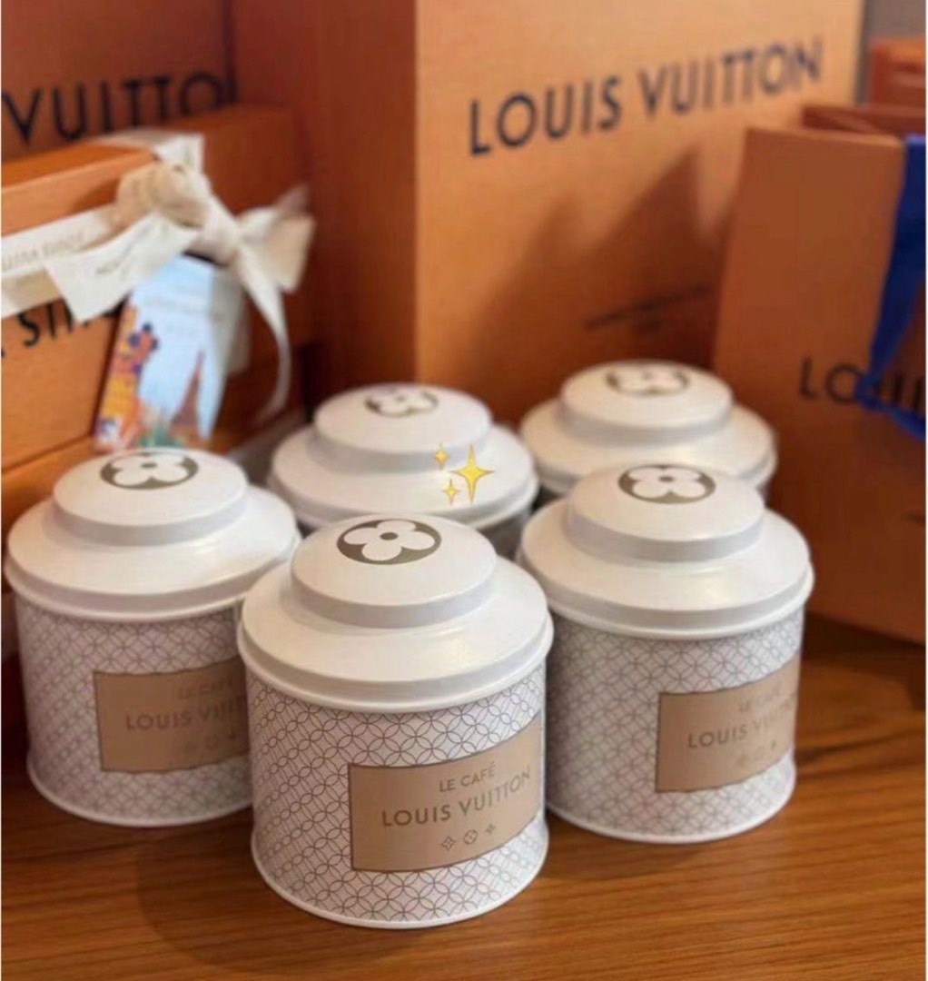 LV Cafe] Louis Vuitton The Place - LV White Tea / Coffee Gift Set