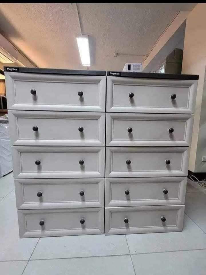 MegaBox Drawer 5 Layer (Category: Shelves, Cabinets & Racks) located in Manila. Submitted by redonlineshop (Listing ID 1368297790, Image 1). Description: Megabox 5 layer Drawer ₱2450 ON HAND BRAND NEW Mode of Payment: Gcash,COD Same day delivery + Delivery Fee.