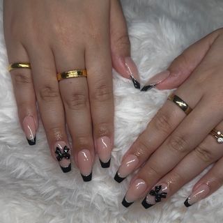 (Category: ) located in . Submitted by mediame (Listing ID 1368338074, Image 1). Description: .