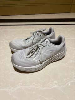 （分類：）位於 。 由 anabellee18 提交（商品編號 1368341497，圖片 1）。簡介： 。