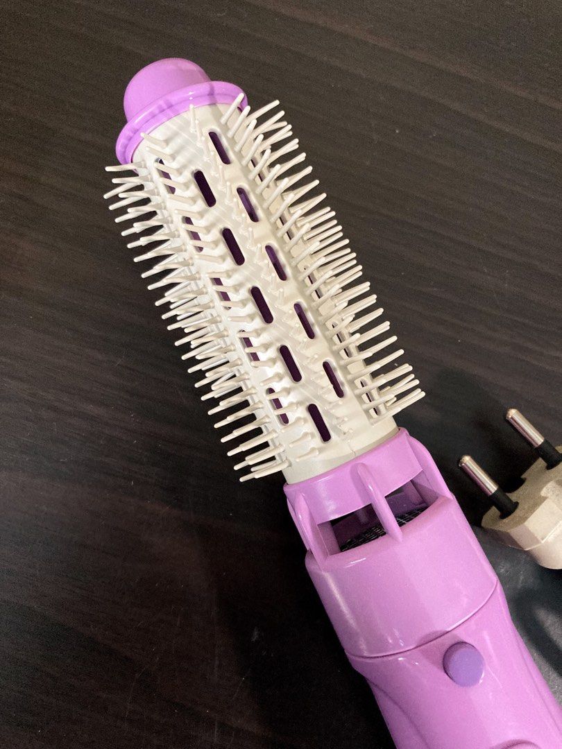 PANASONIC Hair Styler EH-KA22 (Category: Hair) located in Quezon City. Submitted by foundandfabled (Listing ID 1368276617, Image 3). Description: . ݁₊ ⊹ . ݁ Panasonic Hair Styler ݁ . ⊹ ₊ ݁. ✾ Great for creating voluminous waves in your hair! ✾ Originally comes with 2 attachments: roller brush and nozzle. But now, I only have the roller brush left. ✾ Could achieve perfect blowouts or if you just want to dry your hair straight. ✾ Has 2 two airflow 
