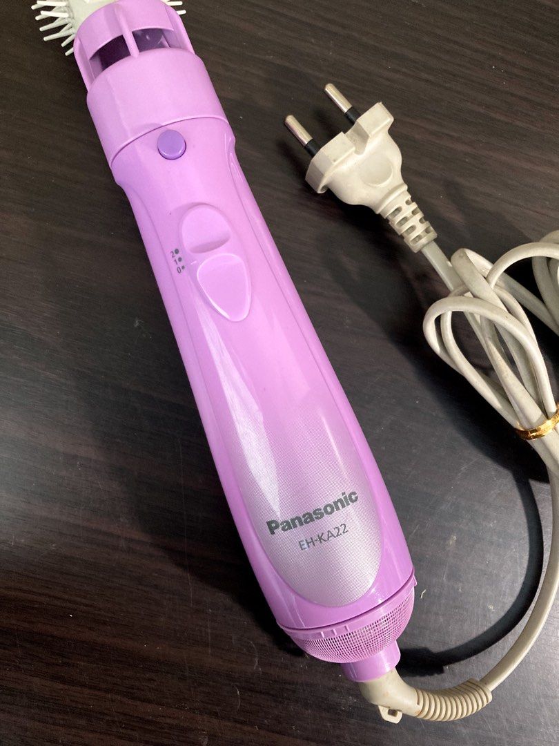 PANASONIC Hair Styler EH-KA22 (Category: Hair) located in Quezon City. Submitted by foundandfabled (Listing ID 1368276617, Image 2). Description: . ݁₊ ⊹ . ݁ Panasonic Hair Styler ݁ . ⊹ ₊ ݁. ✾ Great for creating voluminous waves in your hair! ✾ Originally comes with 2 attachments: roller brush and nozzle. But now, I only have the roller brush left. ✾ Could achieve perfect blowouts or if you just want to dry your hair straight. ✾ Has 2 two airflow 