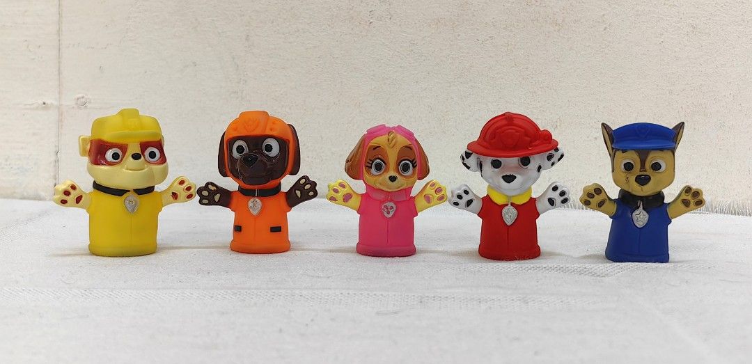 Paw Patrol Finger Puppets (Category: Kids Toys) located in Las Pinas. Submitted by offtonewhome (Listing ID 1368263304, Image 2). Description: With free lights and sound Paw Patrol badge. Working but medyo sira na ata ung sound ng badge #luvearth.