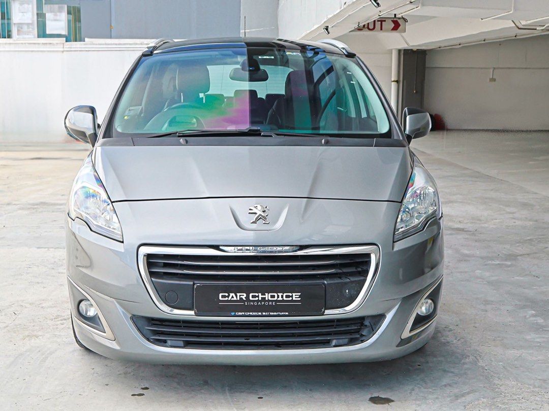 Peugeot 5008 Diesel 1.6A BlueHDI EAT6 Sunroof Auto (Category: Used Cars) located in Singapore. Submitted by sgcarchoice (Listing ID 1368237012, Image 1). Description: Features: 1.6L blueHdi euro 6 diesel engine, 118bhp, 6-speed automatic, ABS, airbags, cruise control, auto headlights/rain sensors, fuel economy of 23.3km/l. View specs of the Peugeot 5008 Diesel (2014-2016) Accessories: Panoramic glass roof, premium leather seats, dual-zone climate