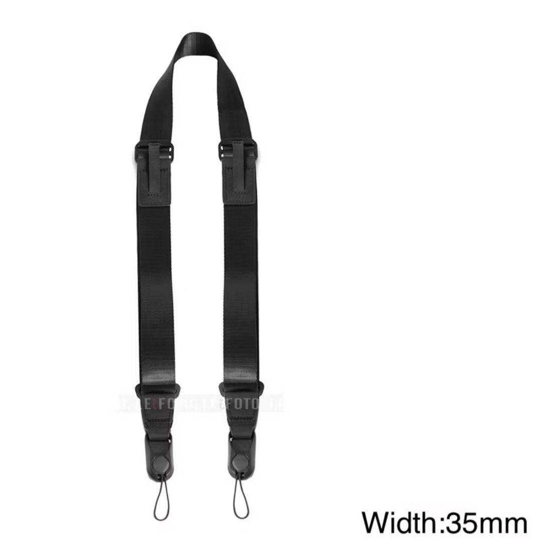 Quick release camera strap (Category: Camera Bags & Carriers) located in Singapore. Submitted by _knza (Listing ID 1368346448, Image 1). Description: - adjustable length - easy to clip and unclip - load capacity: 2.5kg.
