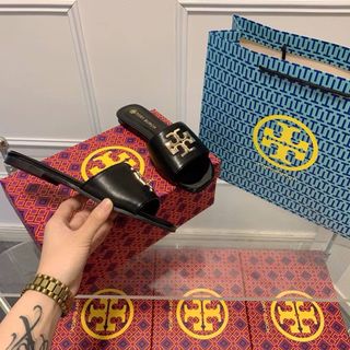 (Category: ) located in . Submitted by shinnywinnie.bag (Listing ID 1368296229, Image 1). Description: .