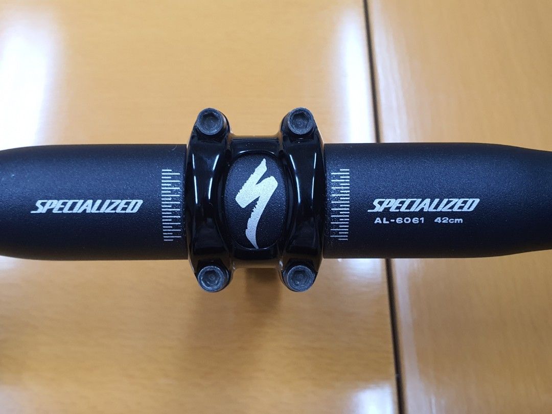 Specialized Shallow Drop (42cm) with 100mm Specialized Stem (Category: Bicycles) located in Makati City. Submitted by joseph_n734 (Listing ID 1295415669, Image 2). Description: Specialized Shallow Drop (42cm) with Specialized 100mm stem Condition: Almost brandnew, taken off Day 0. 9.5/10 Price: Php 1.5k + Shipping Cost Mode of Payment: GCash/BPI Online - Handlebar Specs (Php 1.5k) Material: AL 6061 Bar Width (center-to-center): 42cm Shallow Bend 