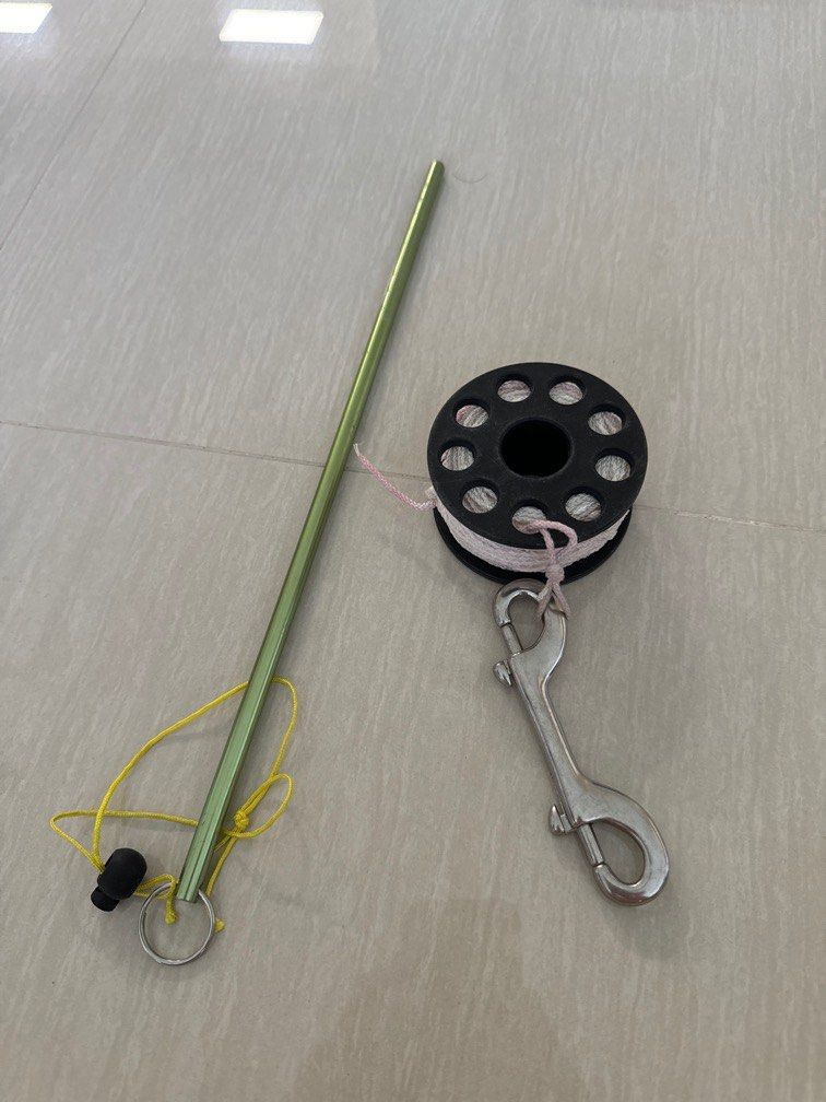 Spool and pointer (Category: Other Sports Equipment and Supplies) located in Singapore. Submitted by mrfighting27 (Listing ID 1368253776, Image 1). Description: What you see is what you get. SMB spool only and pointer.