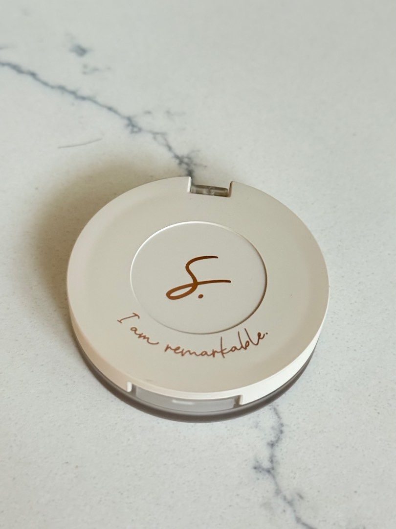 Strokes Crush Blush in Rebel (Category: Makeup) located in Quezon City. Submitted by projectalexa (Listing ID 1368287832, Image 2). Description: Strokes Crush Blush in Rebel Used once No box Shipping fee c/o buyer (via j&t).