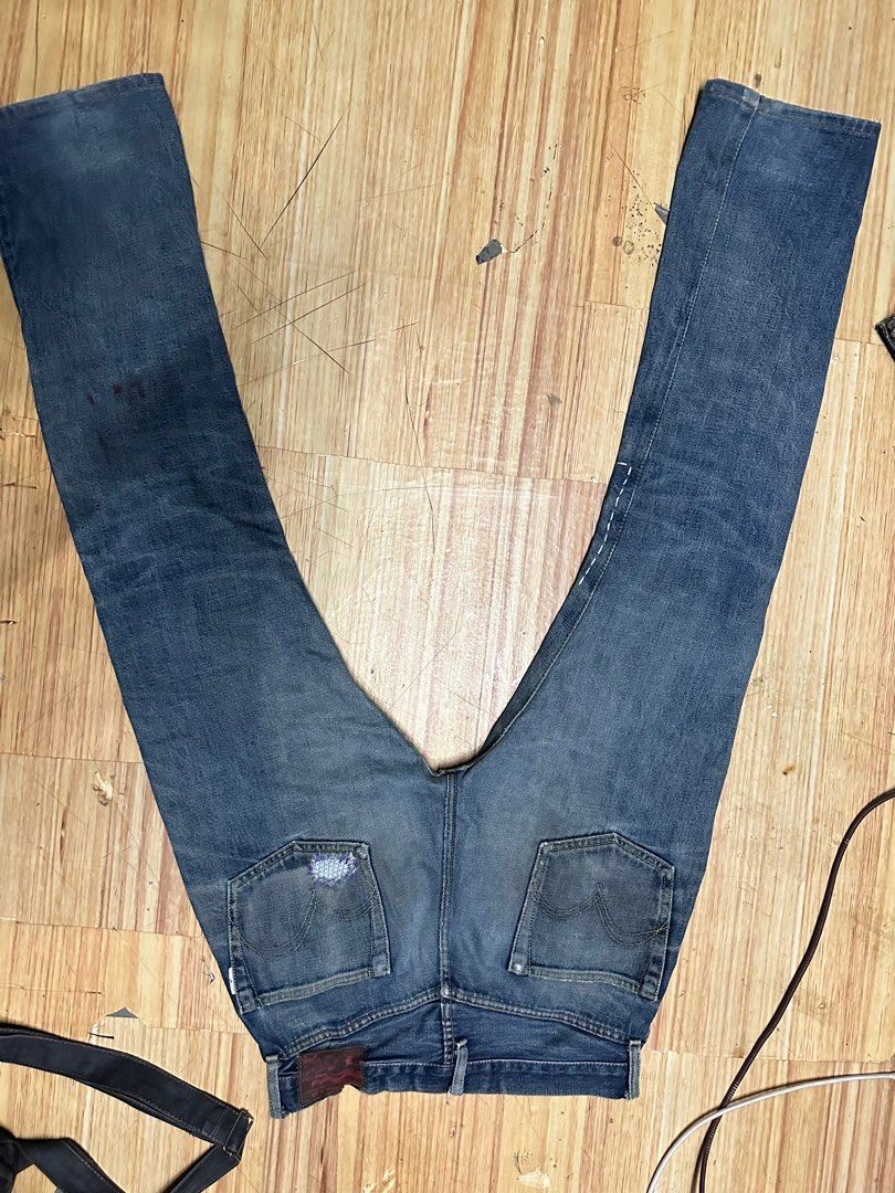 studio d'artisan patch work (Category: Jeans) located in Kuala Lumpur. Submitted by matpulg (Listing ID 1368338812, Image 3). Description: shashiko jeans manual saiz 28.