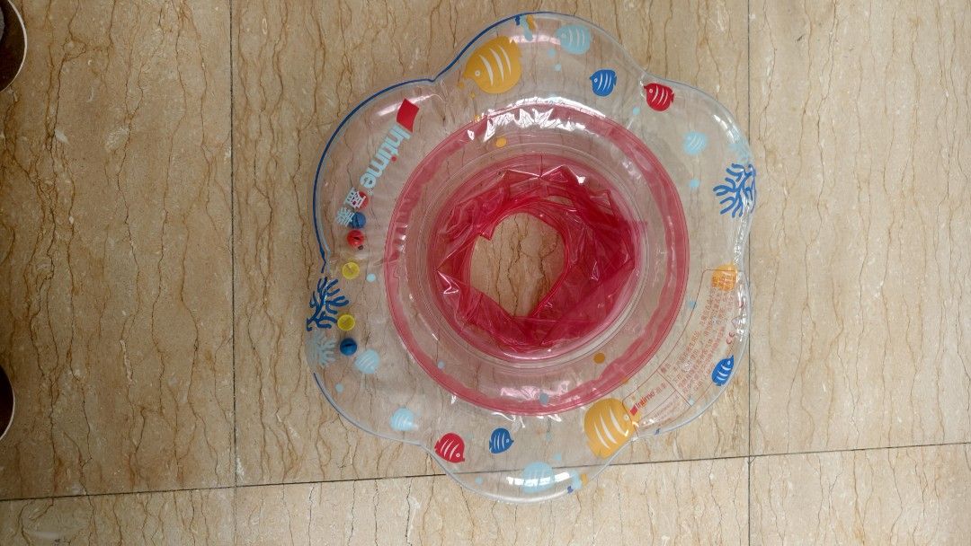 swimming float (Category: Bathtub & Bath Accessories) located in Kuala Lumpur. Submitted by lihuateh (Listing ID 1368230229, Image 2). Description: both for rm10.