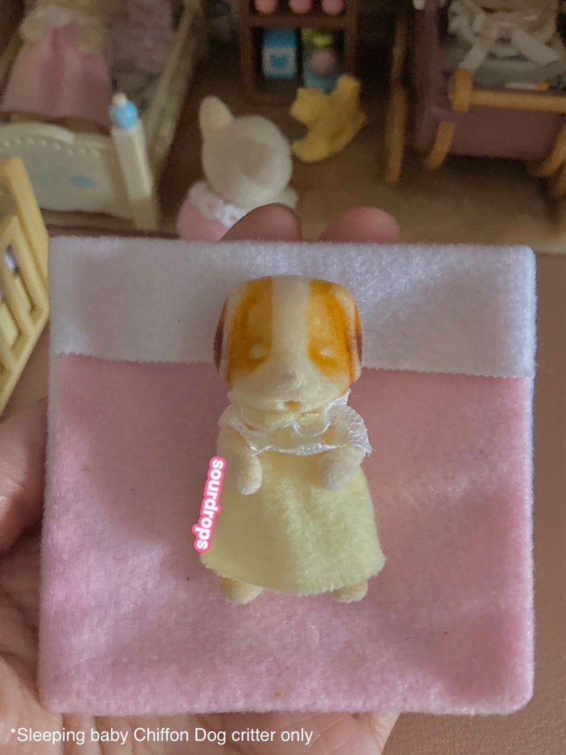 Sylvanian Families Sleeping Baby Chiffon Dog Critter (Category: Figurines & Statues) located in Pasig City. Submitted by sourdrops (Listing ID 1368336451, Image 3). Description: - Minimal chipping of flock at the back of the ear - Chipped off flock at the very end of feet - Need minimal cleaning ❗️IMPORTANT❗️ 🌸 Reservations: dp of 50php minimum - will only mark as reserved after initial pay - no refund for cancelled reservation - strictly cancel