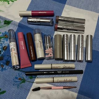 Take All Preloved Makeup Sunnies Face Issy Strokes GRWM Blk Cosmetics Absidy Lipsticks